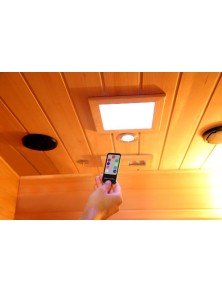 sauna ad infrarossi con irradiatori in carbonio bianca.
