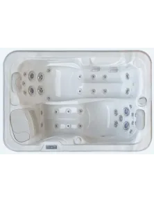 Mini Piscina Idromassaggio Riscaldata 2000x1350 - Relax per Piccoli Spazi